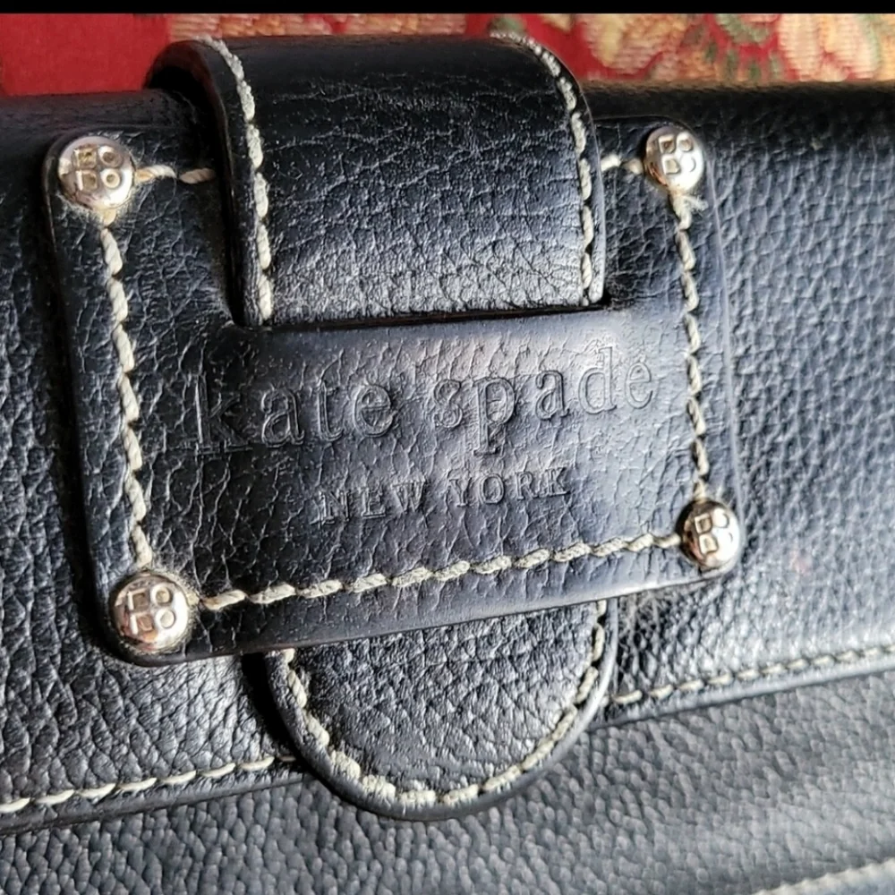 KATE SPADE * black leather wallet
